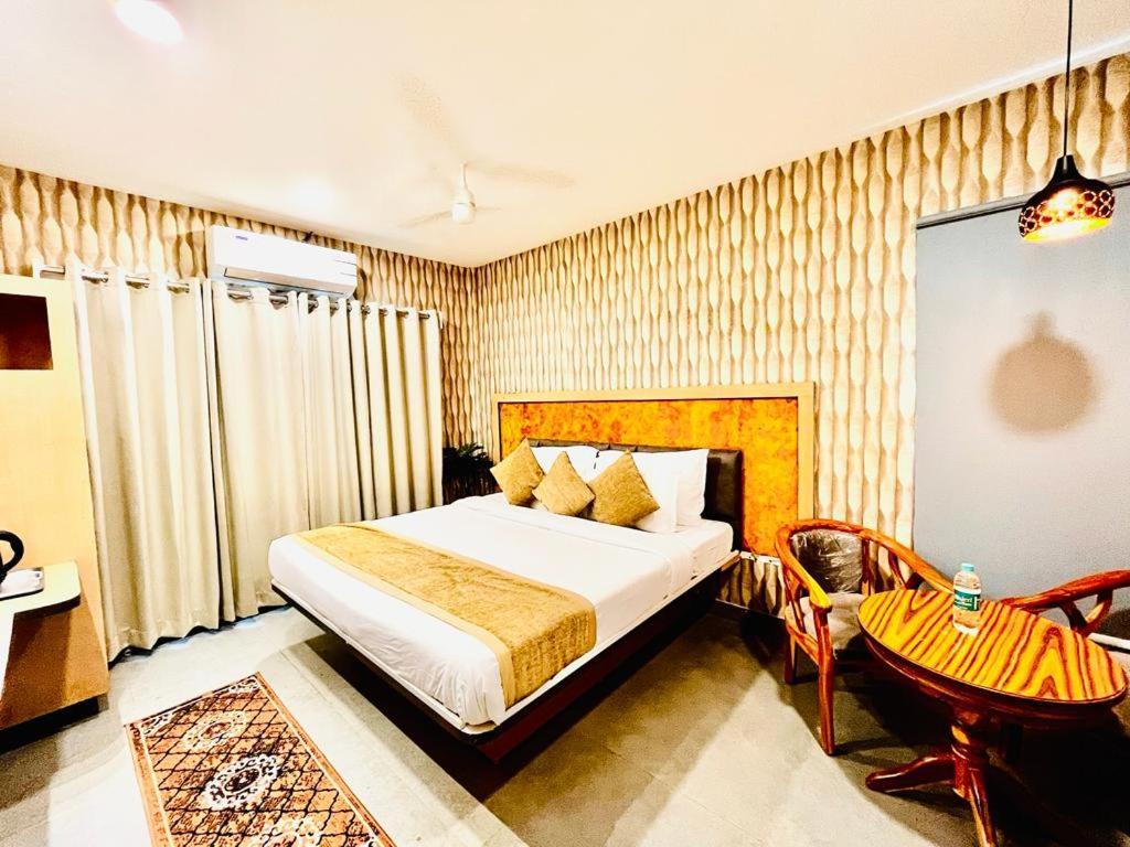 Hotel Lake View Airport Zone حيدر أباد المظهر الخارجي الصورة