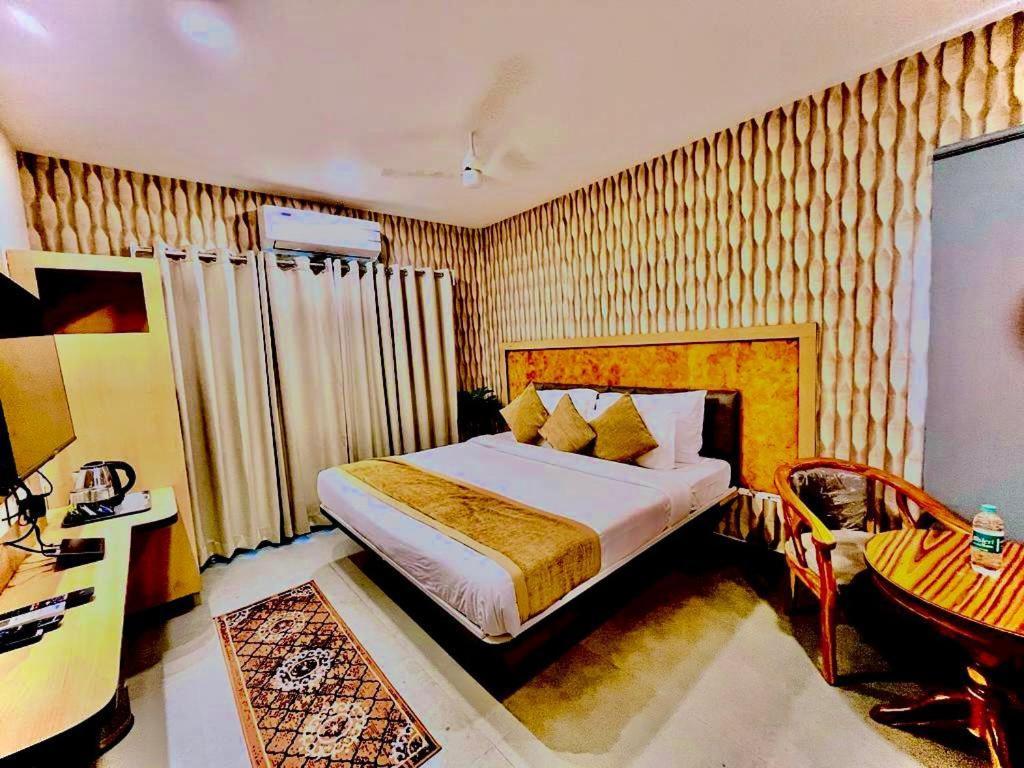 Hotel Lake View Airport Zone حيدر أباد المظهر الخارجي الصورة
