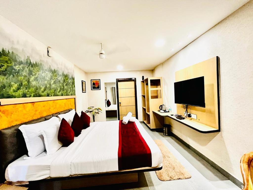 Hotel Lake View Airport Zone حيدر أباد المظهر الخارجي الصورة